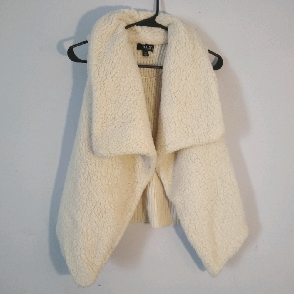 Fuzzy Knitted Petite Vest